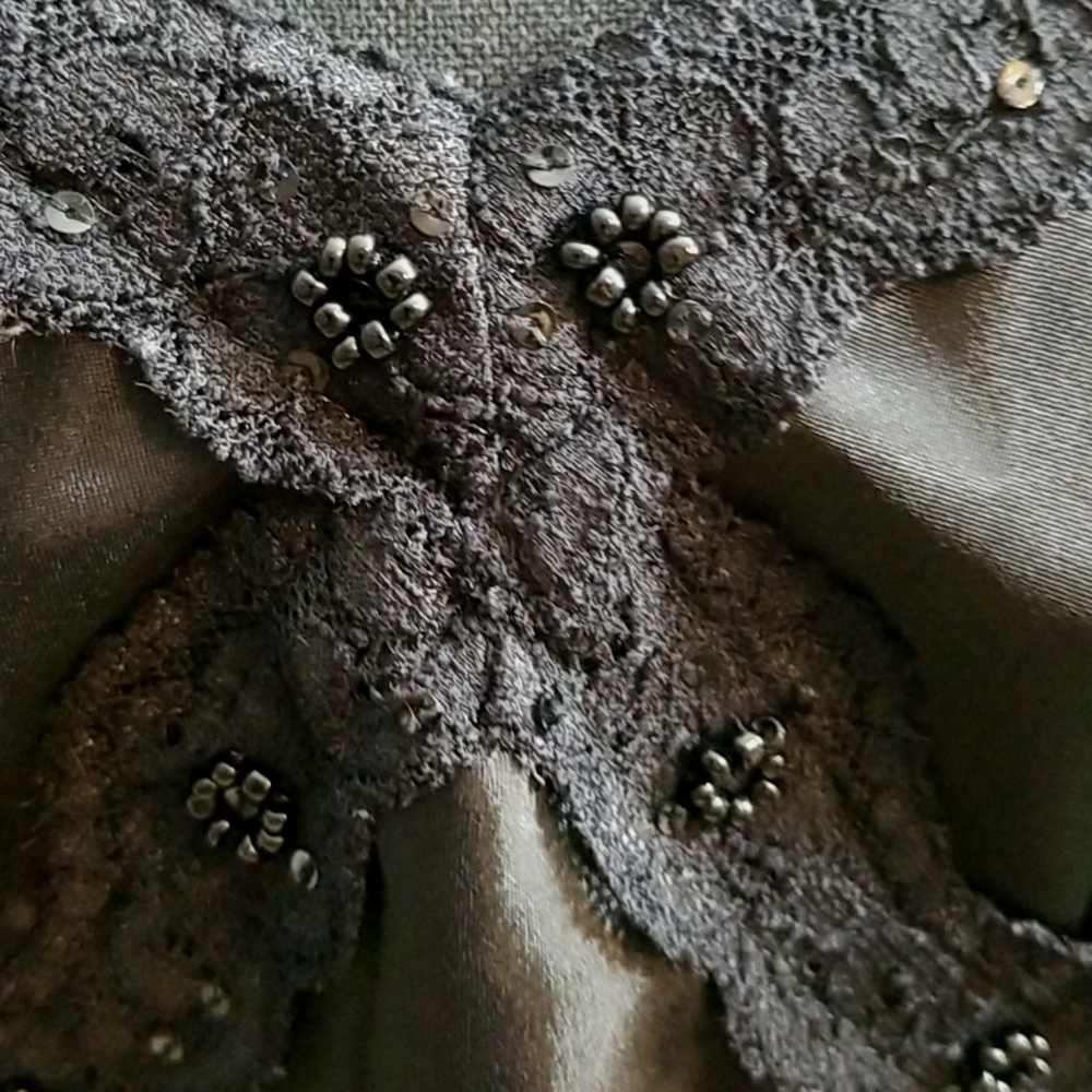 NWOT Beautiful silk feeling black camisole size medium. - Picture 3 of 7